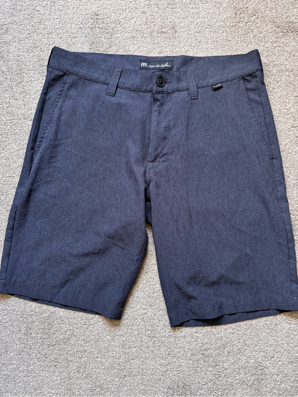 Mens Travis Mathew 10” Lightweight Golf Shorts Size 32